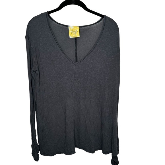 Free People Women’s Gray V Neck L/S Top Blouse Size S High Back Ruched Sleeves - Picture 1 of 5